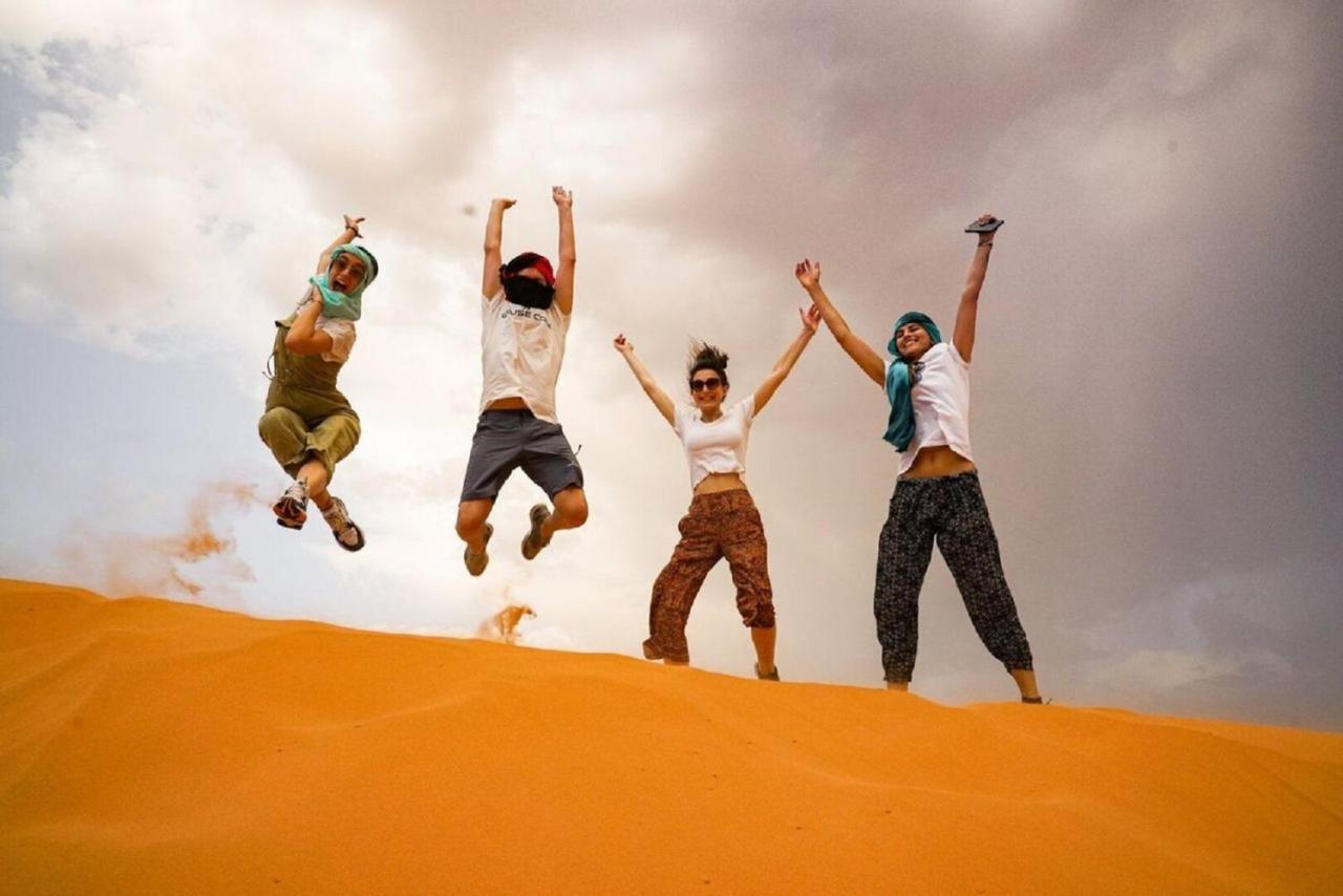 Zahra Luxury Desert Camp Hotel Merzouga Esterno foto