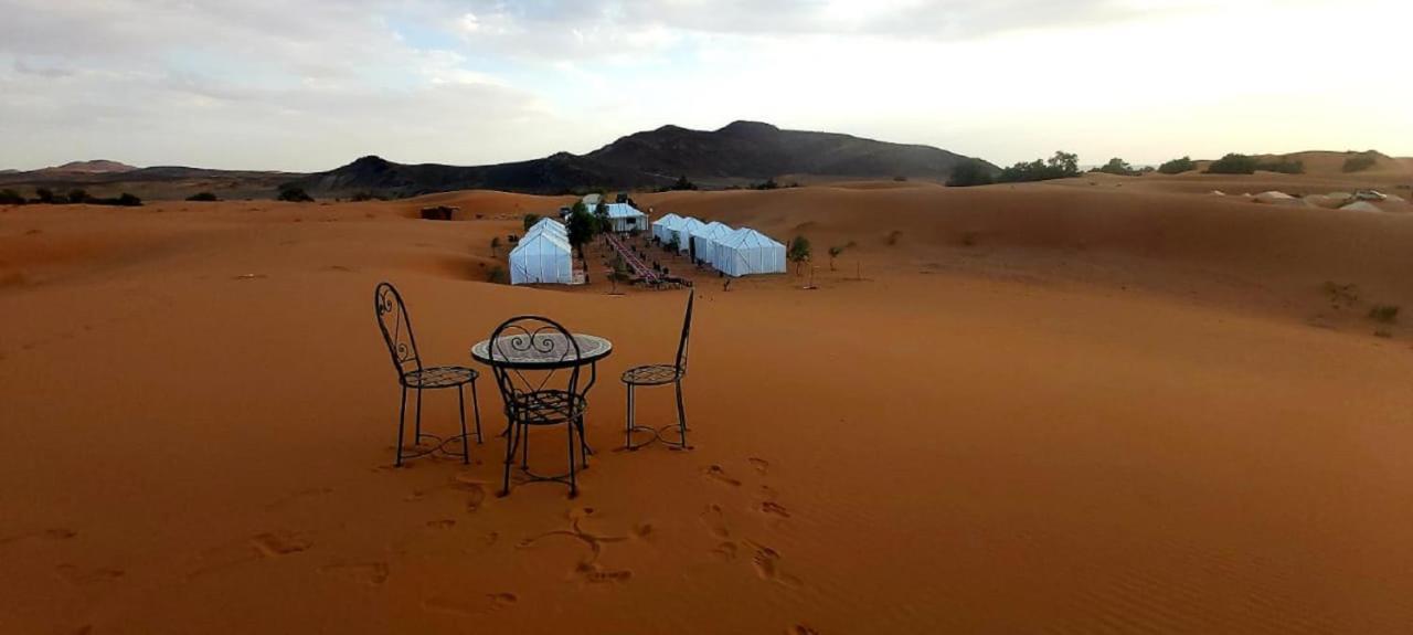 Zahra Luxury Desert Camp Hotel Merzouga Esterno foto